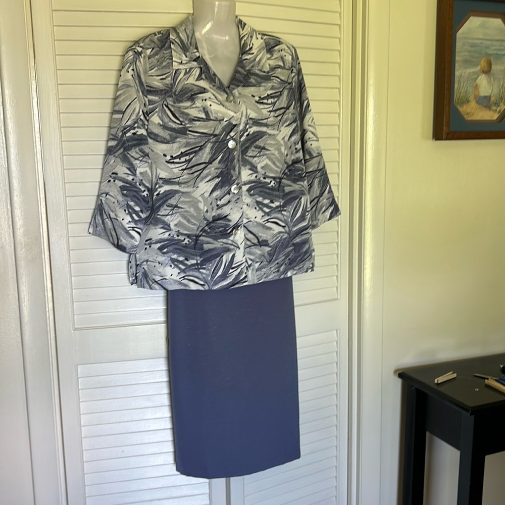 Vintage Women’s Drapers & Damons 2 piece Dress set, size Medium, Blues/White
